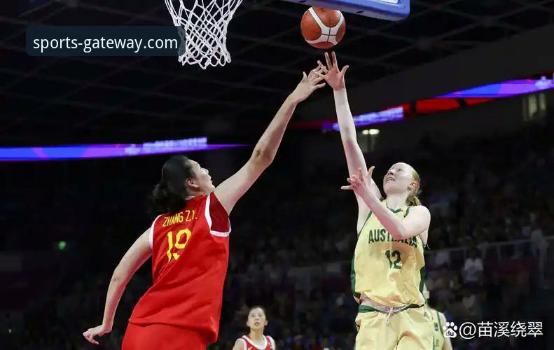 中国女篮战术革新深度评测：从“一大四小”到“双塔奇谋”的胜利启示